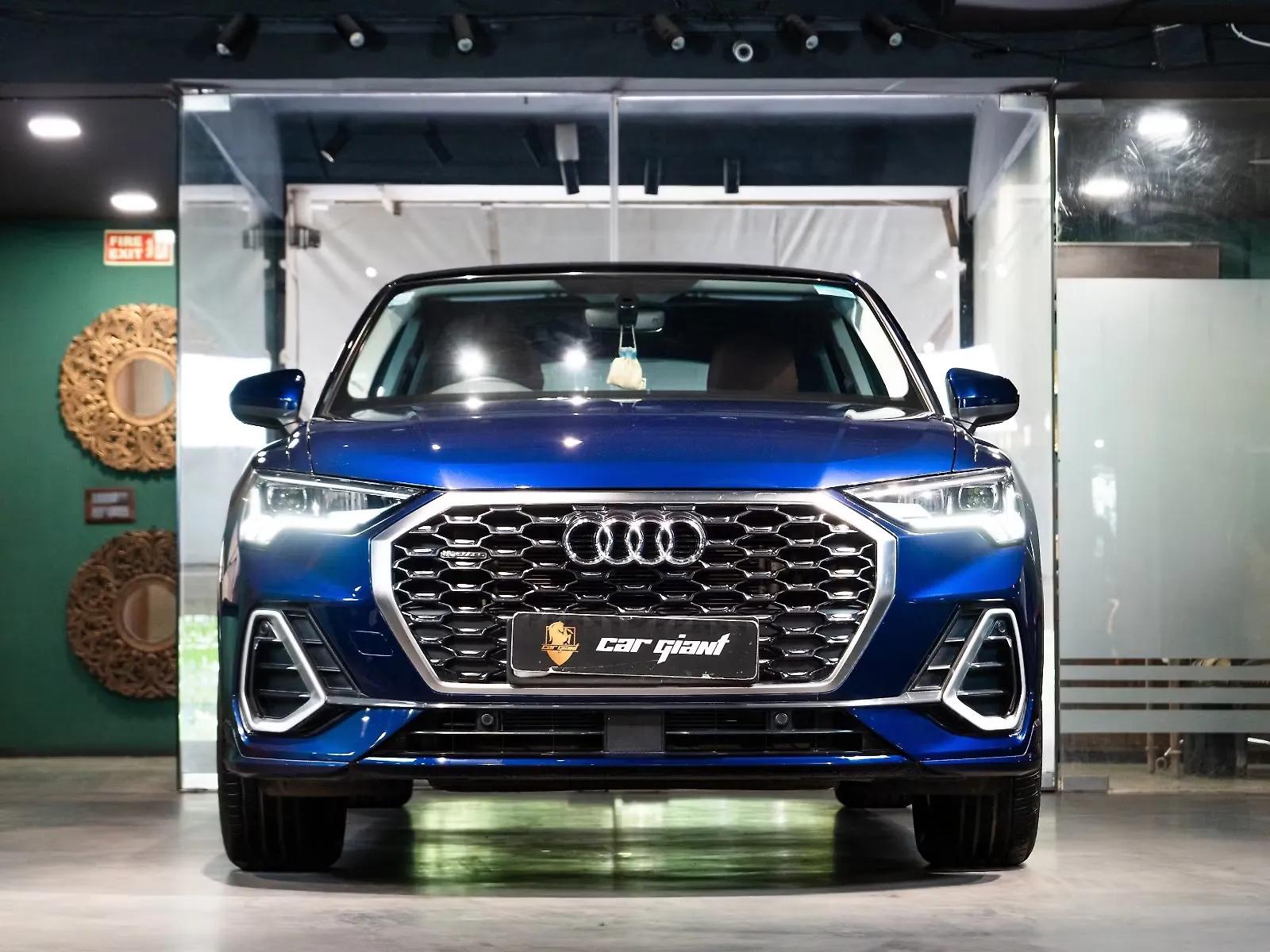 2024 Audi Q3 Sportback Technology Plus S-line 1