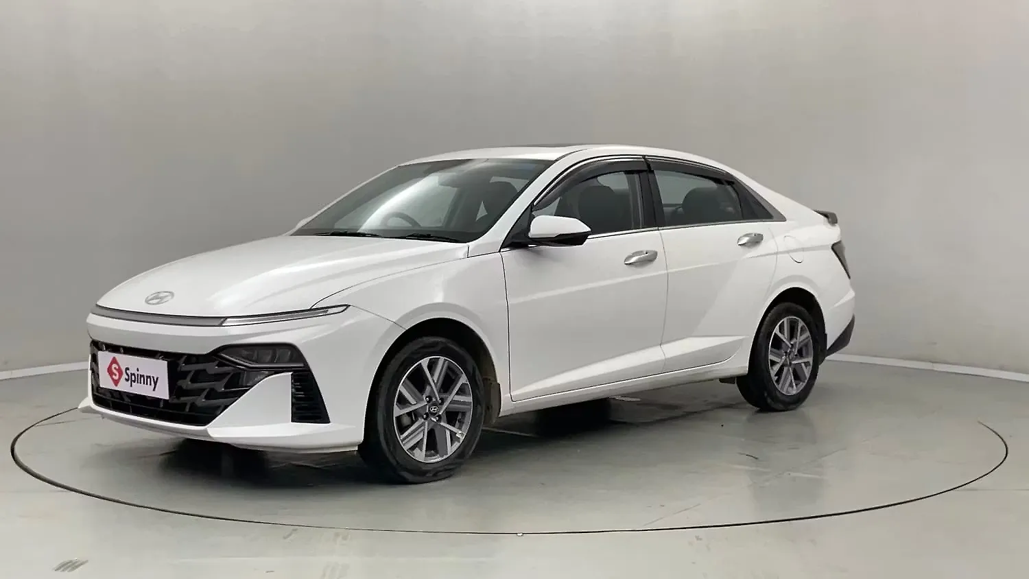 2025 Hyundai Verna SX Petrol 1.5L Manual 1