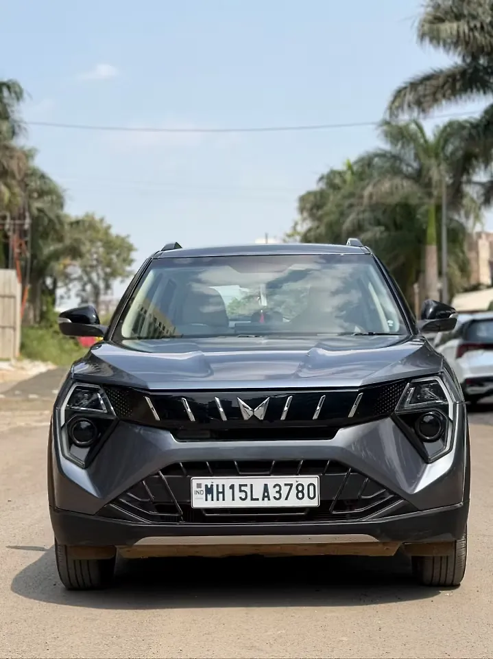 2026 Mahindra XUV 3XO AX5 Diesel 1.5L Turbo Manual 1
