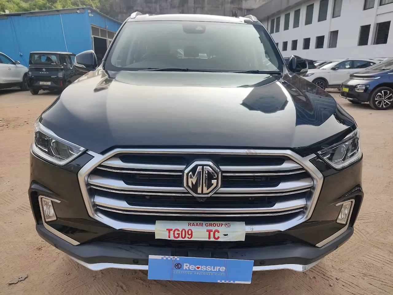 2023 MG Gloster Savvy 4WD Diesel Turbo Automatic 7 STR 1