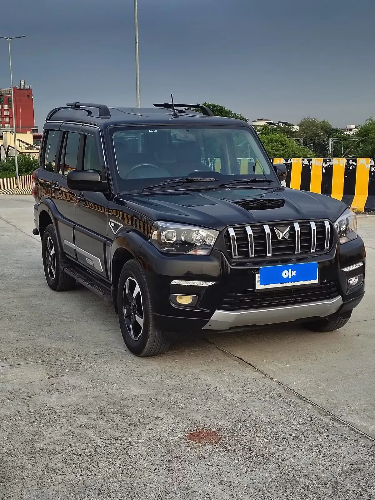 2025 Mahindra Scorpio S11 Diesel Turbo Manual 7 STR 1