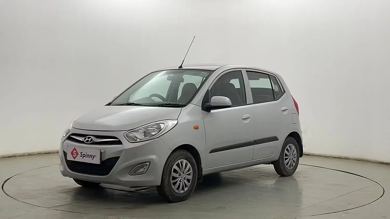 2016 Hyundai i10 Sportz 1.1 iRDE2 [2010--2017] 1