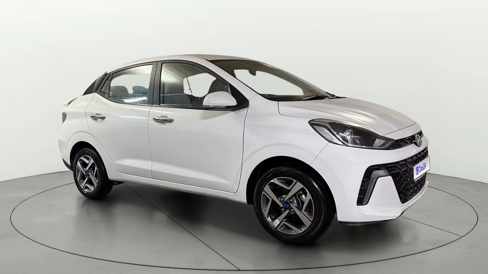 2023 Hyundai Aura SX (O) Petrol Manual 1