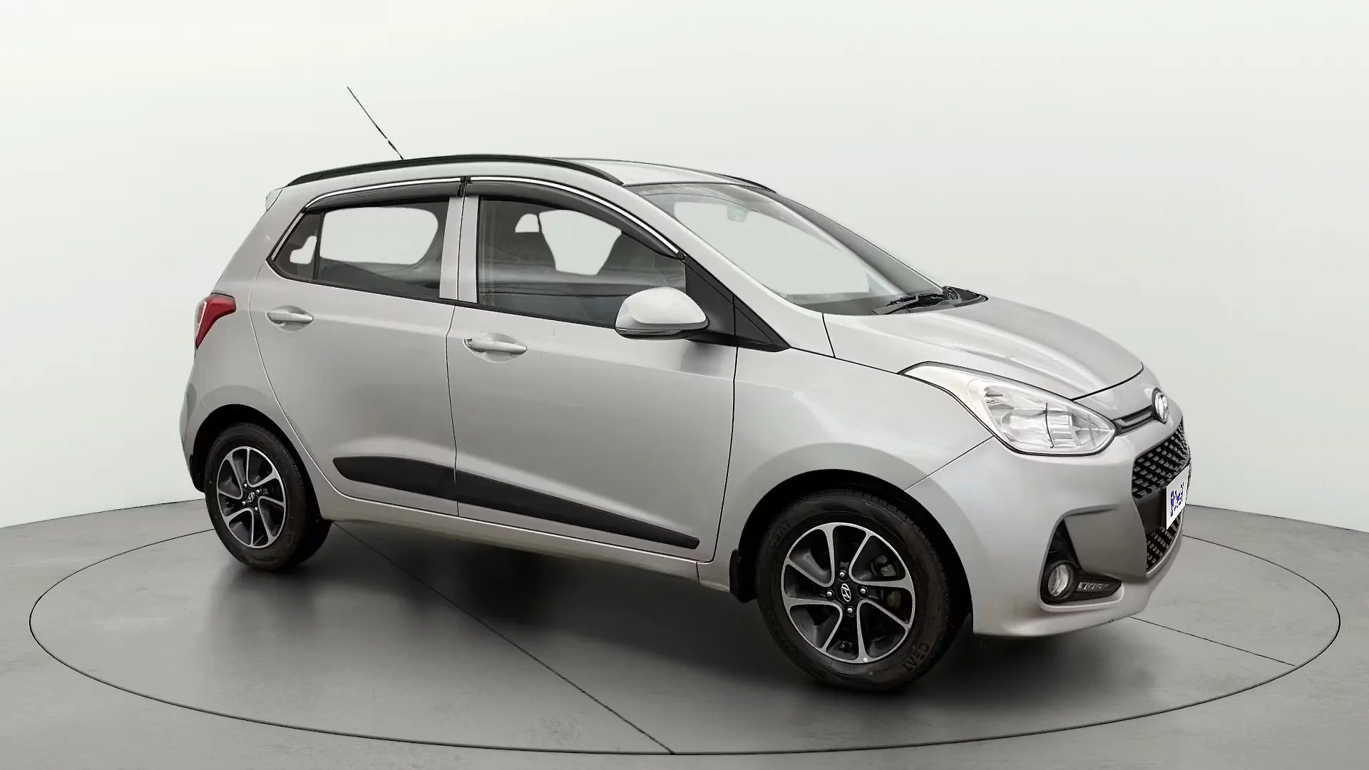 2017 Hyundai Grand i10 Sportz (O) AT 1.2 Kappa VTVT [2017-2018] 1