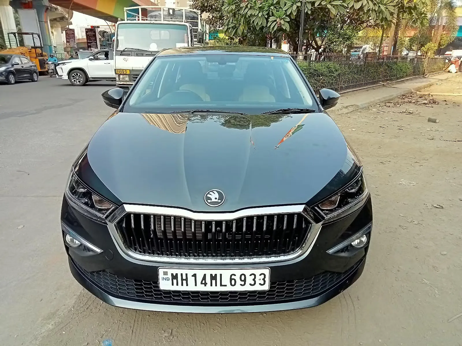 2025 स्कोडा स्लाविया Prestige Petrol 1.0L Turbo Automatic (TC) 1