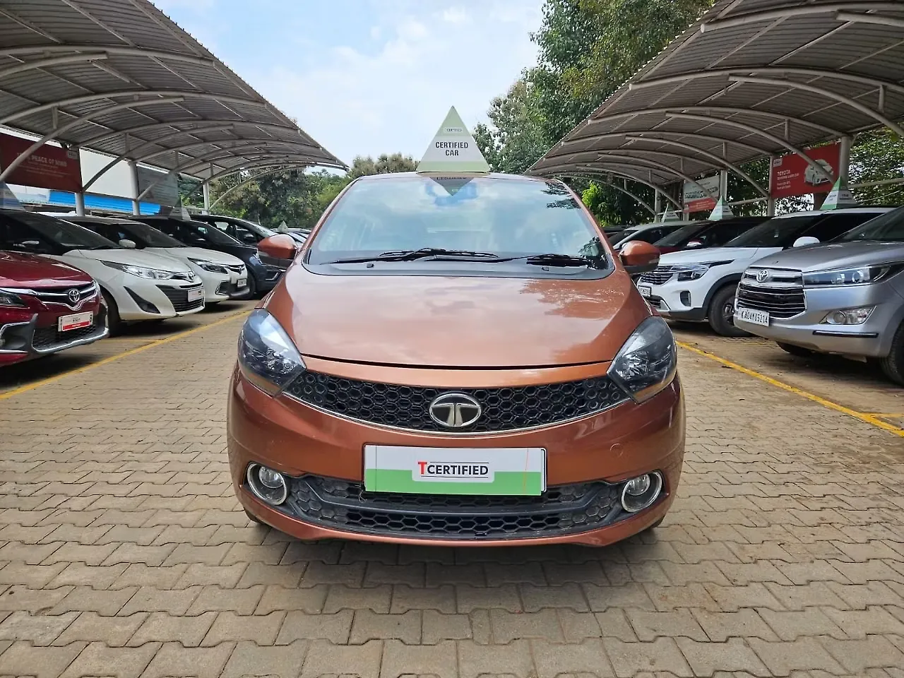 2017 Tata Tigor Revotron XZ 1