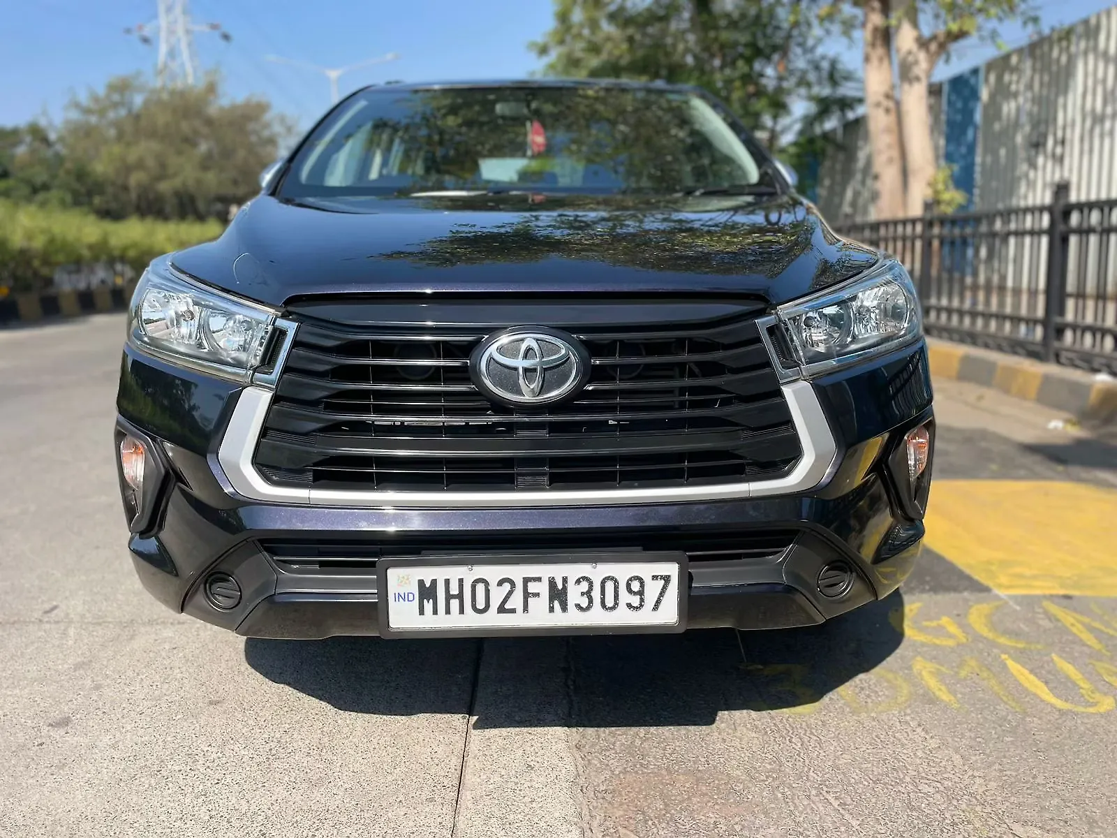 2021 Toyota Innova Crysta GX 2.4 8 STR 1