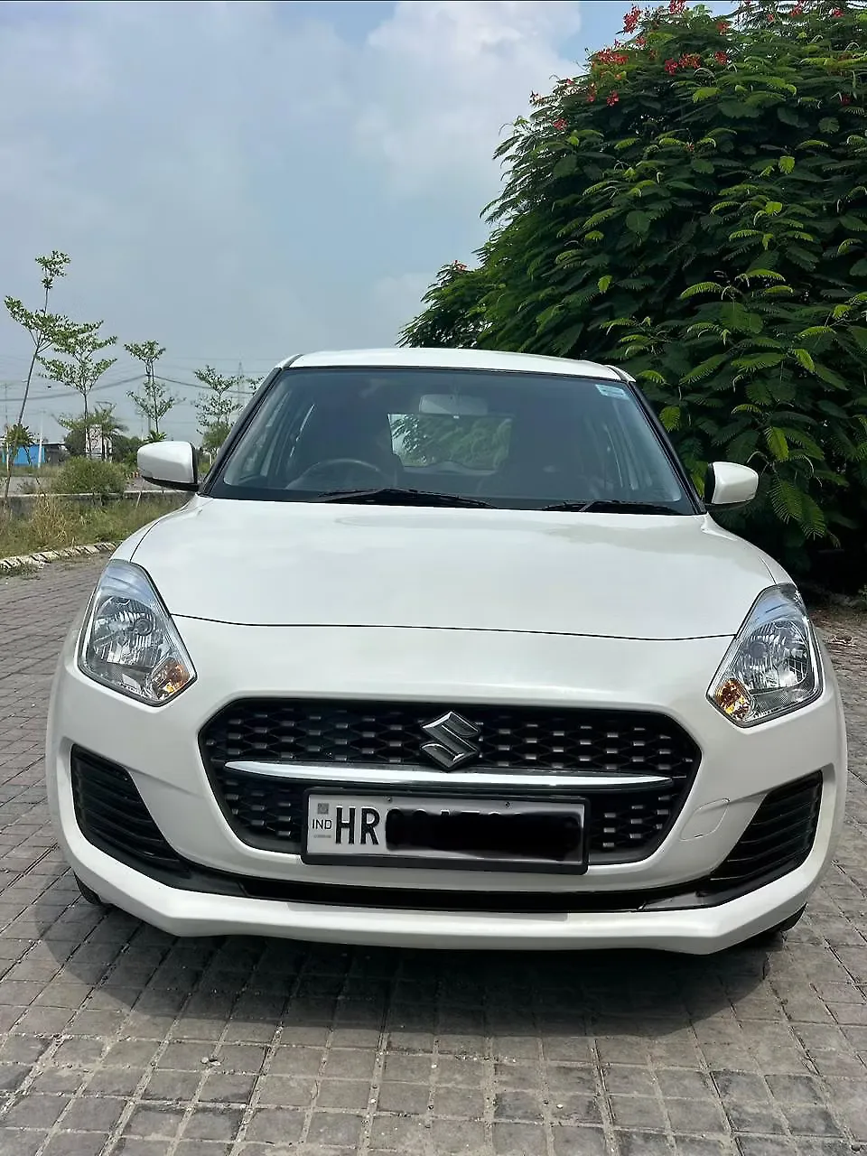 2023 Maruti Suzuki Swift VXi 1