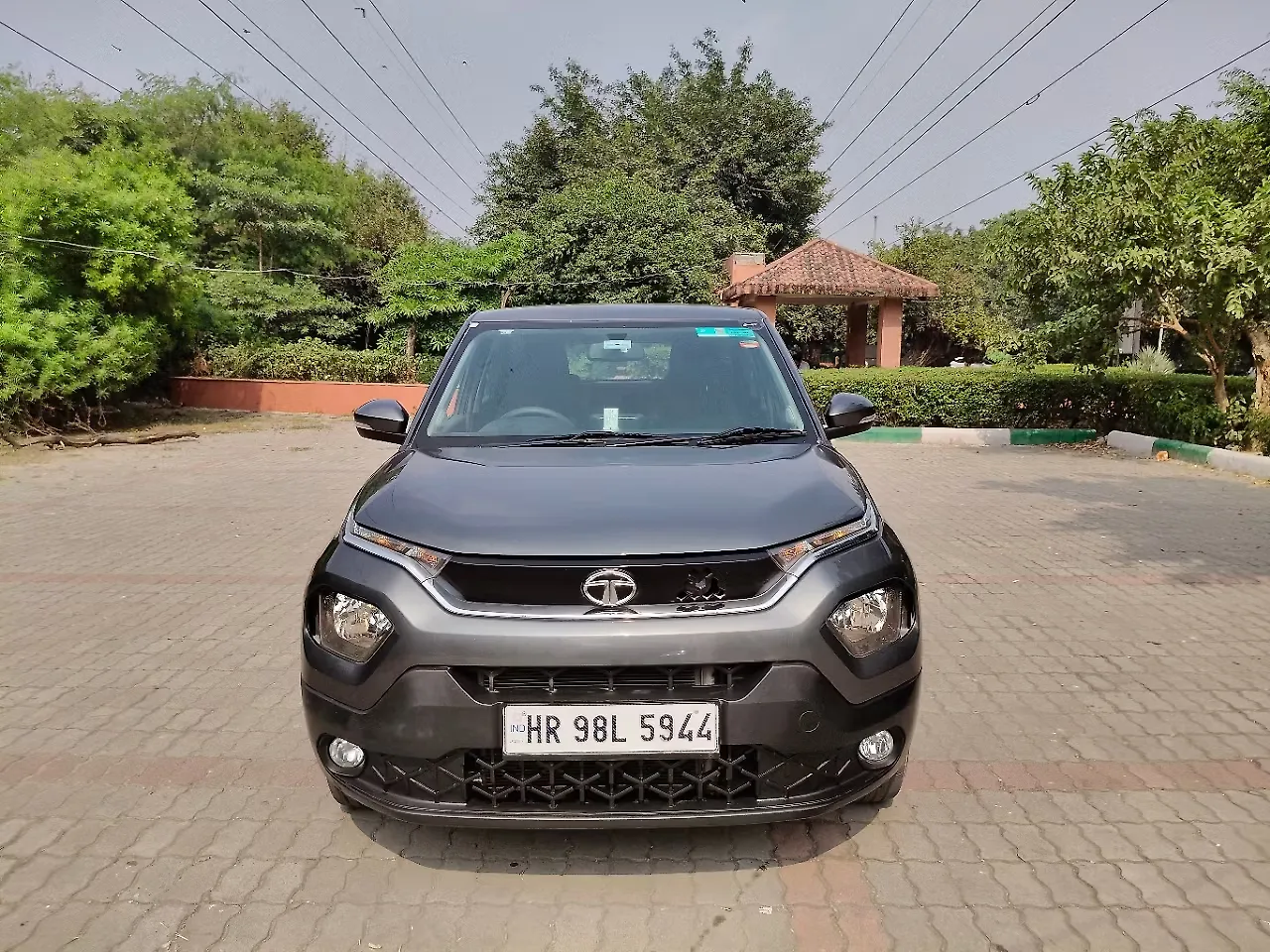2023 Tata Punch Accomplished MT 1