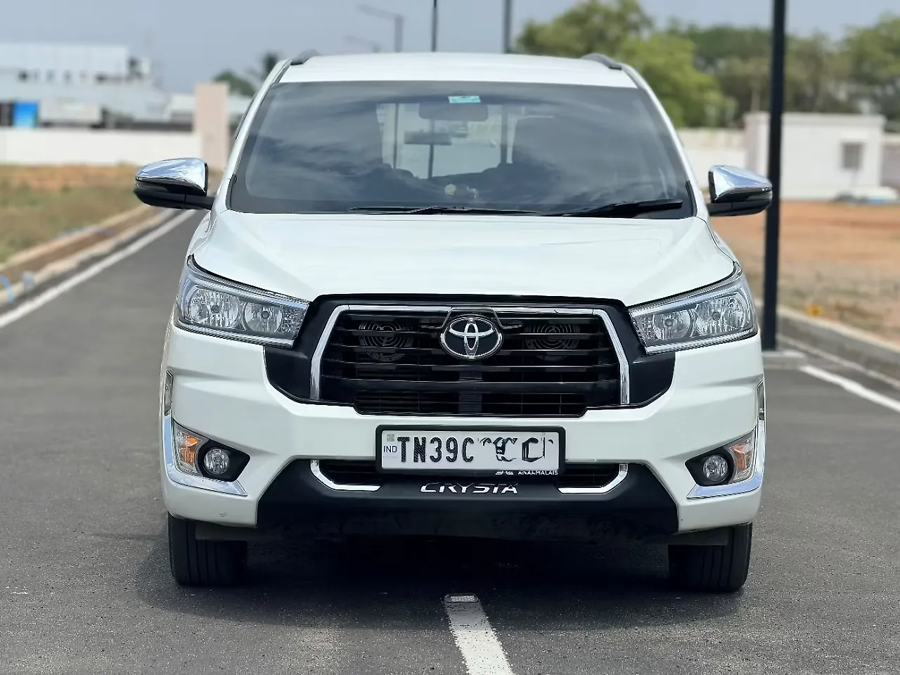 2022 Toyota Innova Crysta G 2.4 7 STR 1