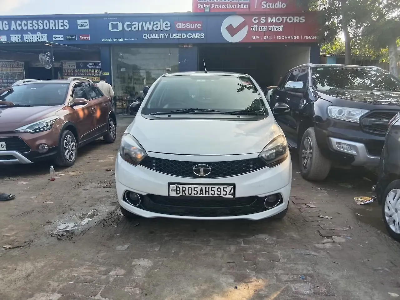 2020 Tata Tiago Revotorq XZ Plus Dual Tone 1