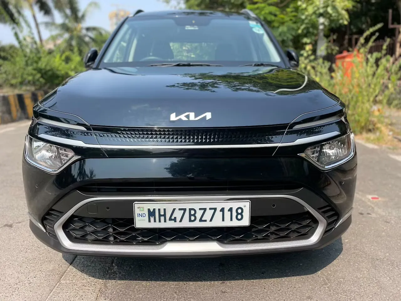 2025 Kia Carens Prestige 1.5 Petrol 7 STR 1