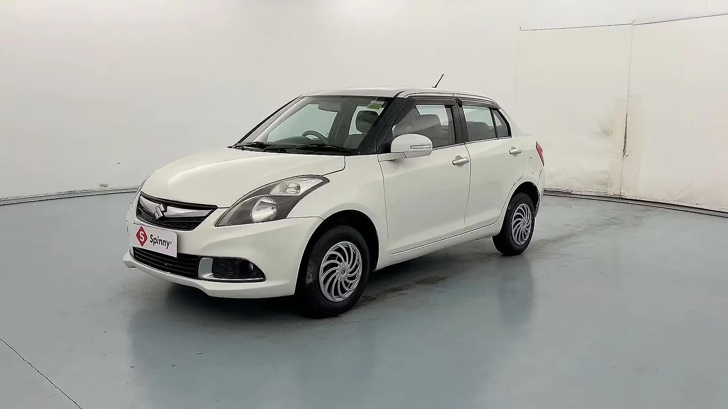 2016 Maruti Suzuki Swift DZire VDI 1
