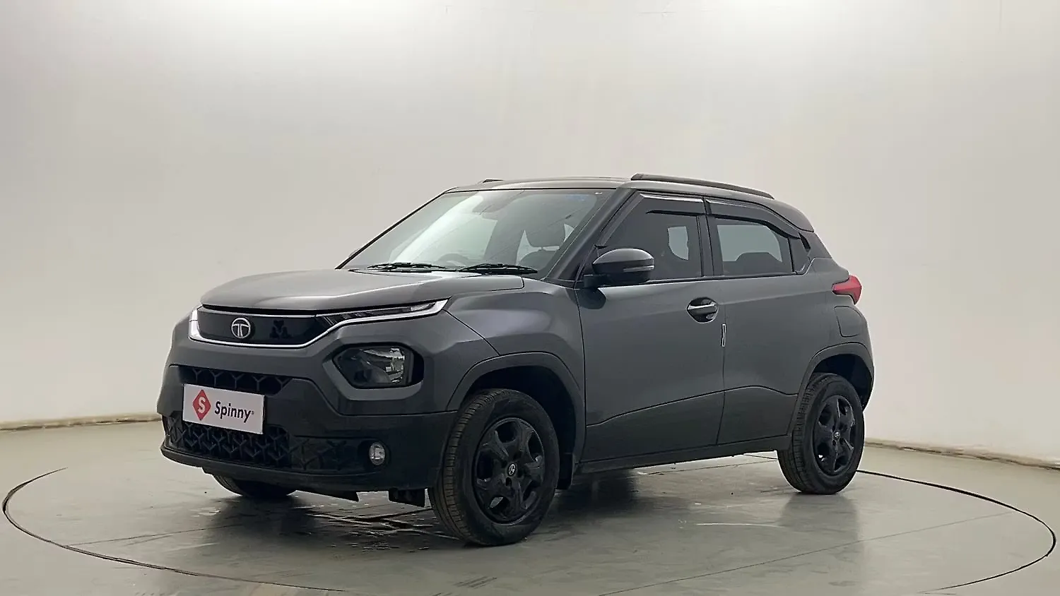 2024 Tata Punch Accomplished AMT Sunroof 1