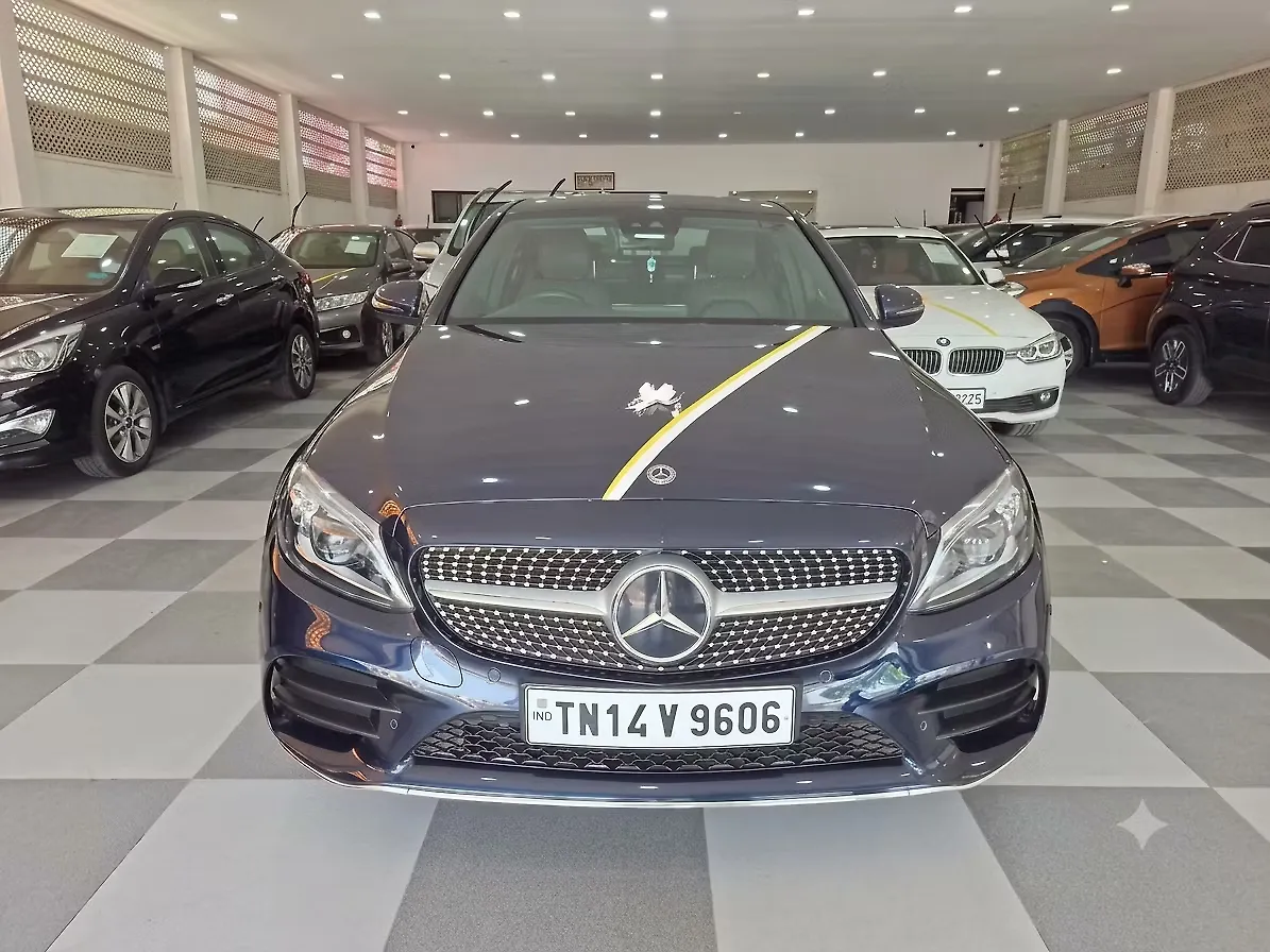 2019 Mercedes-Benz C-Class C 300d AMG line 1