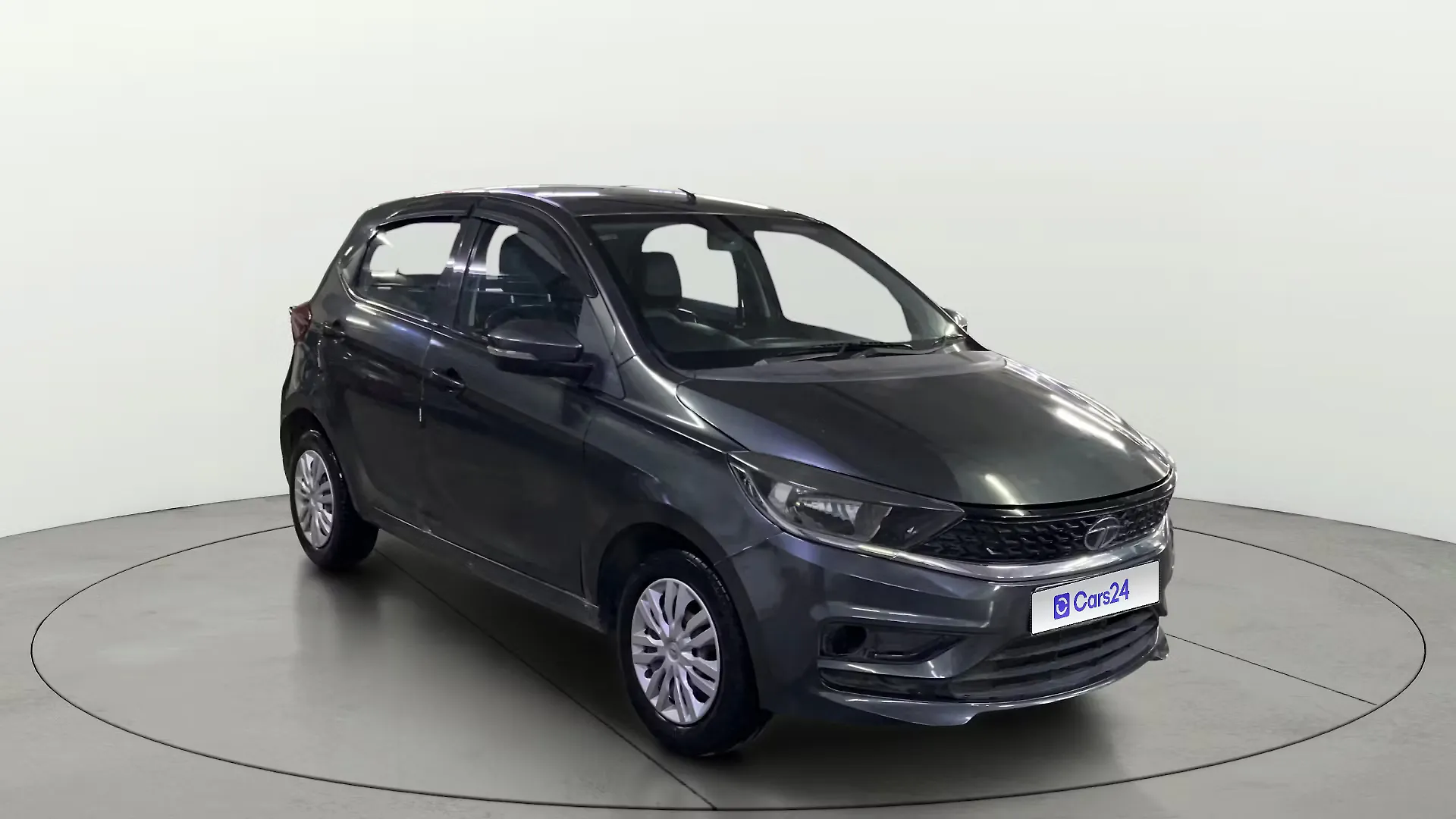 2021 Tata Tiago Revotorq XT [2016-2019] 1