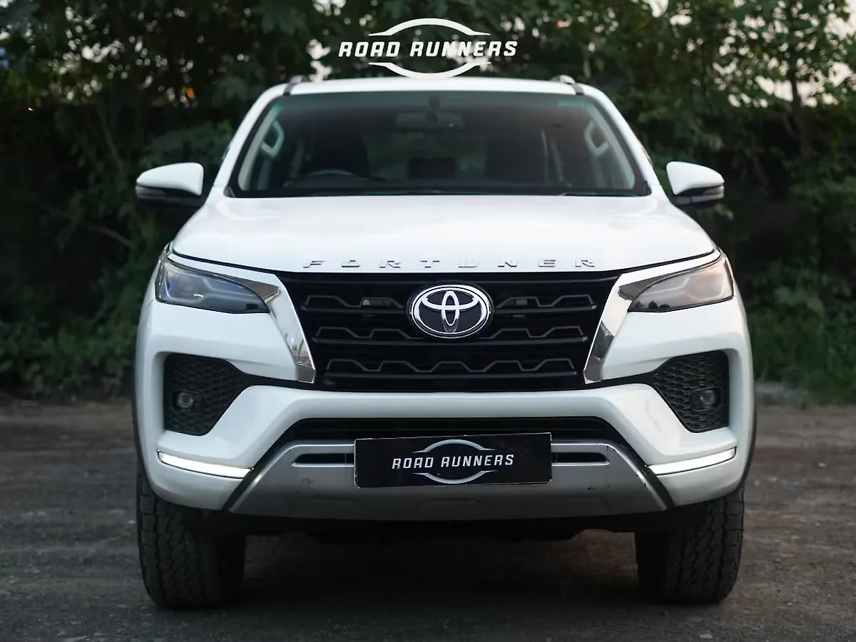 2021 Toyota Fortuner 4x2 2WD Diesel 2.8L Turbo 6 Speed Manual 1