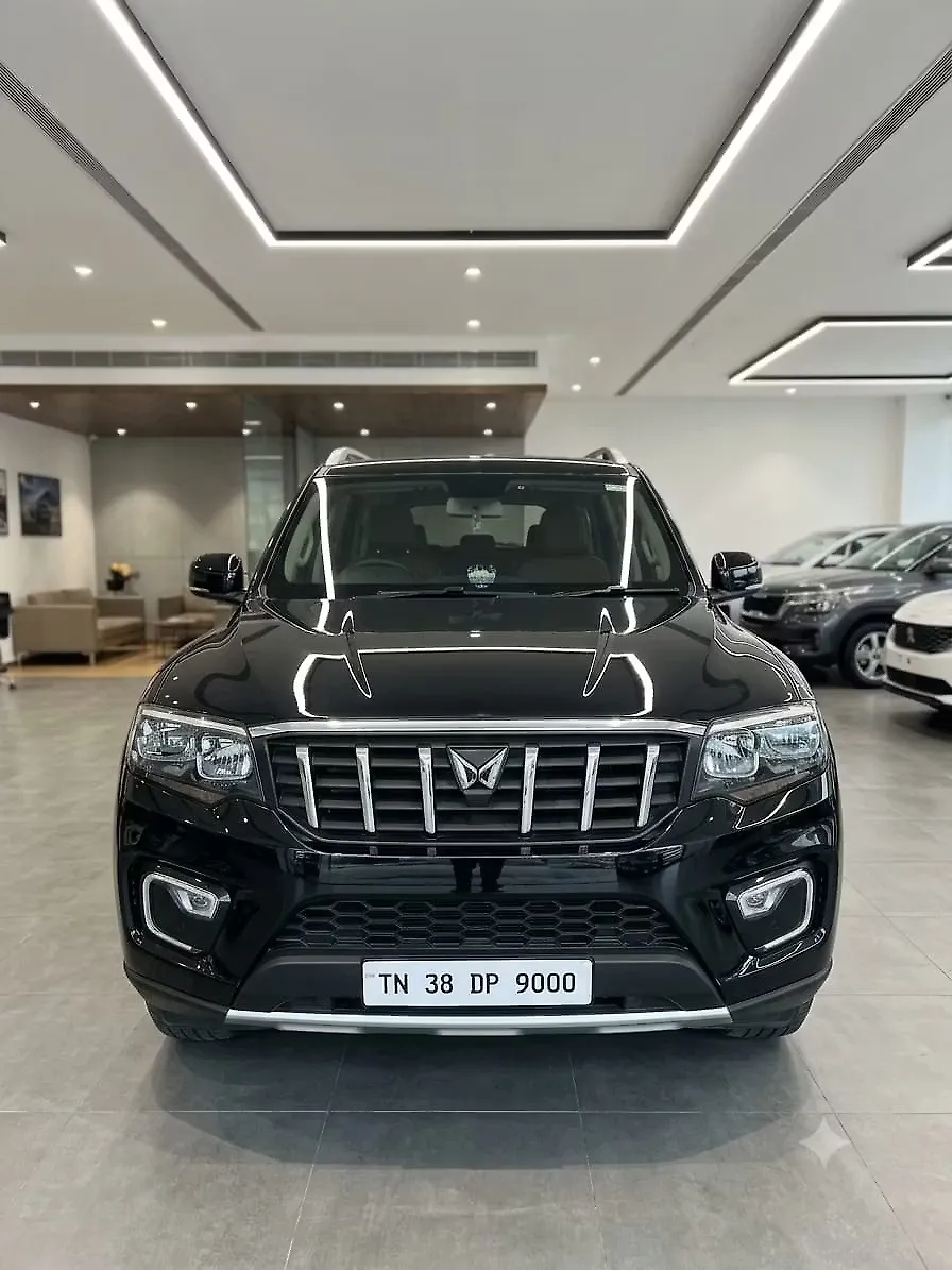 2023 Mahindra Scorpio N Z6 Diesel AT 2WD 7 STR [2022] 1