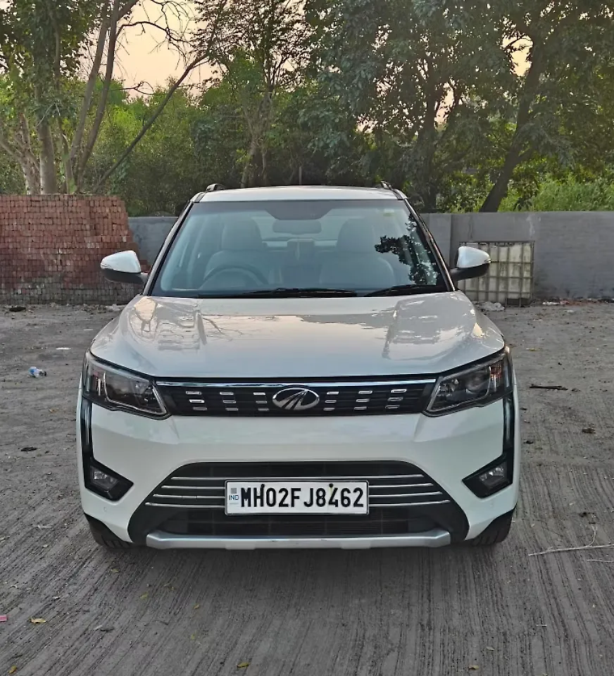 2020 Mahindra XUV300 W8 (O) 1.5 Diesel [2020] 1