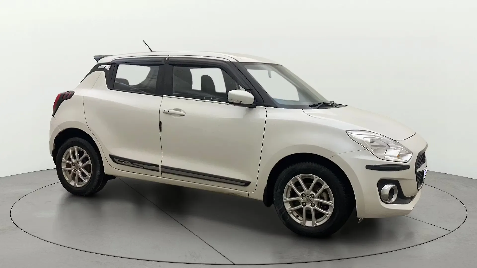 2022 Maruti Suzuki Swift ZXi AMT [2021-2023] 1