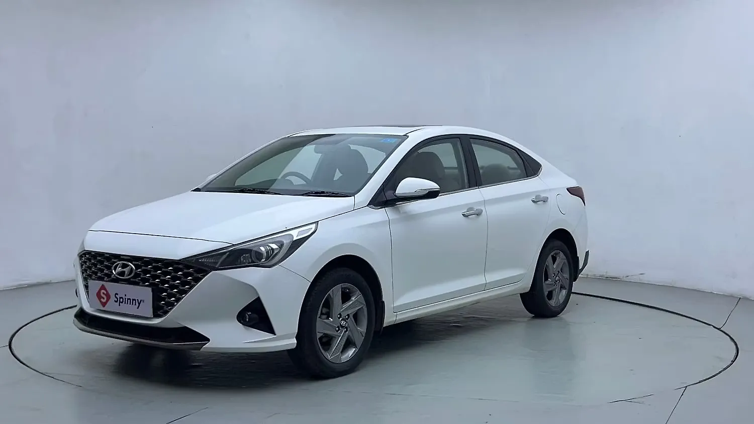 2022 Hyundai Verna SX 1.5 MPi 1