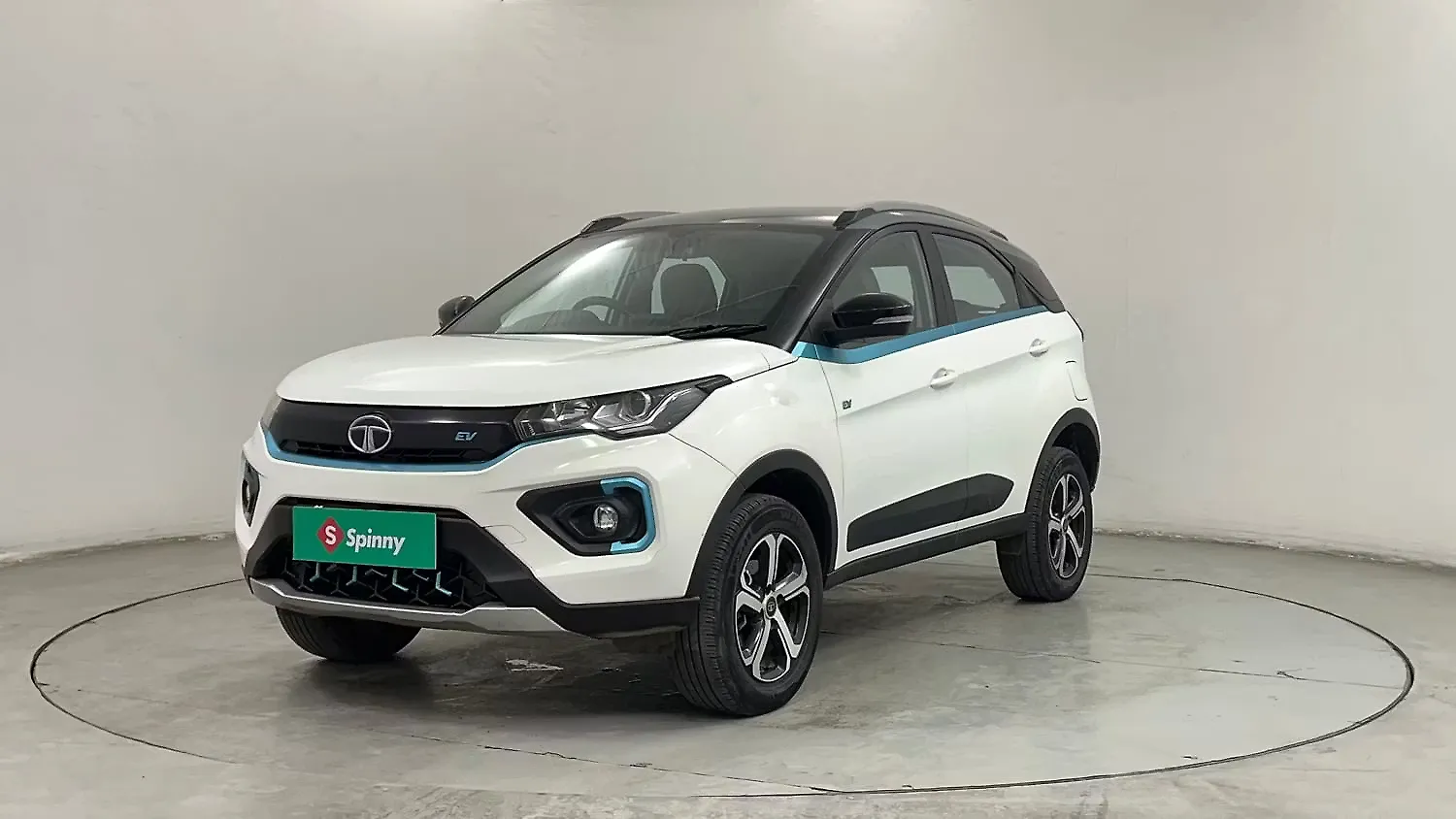 2022 Tata Nexon EV XZ Plus 1
