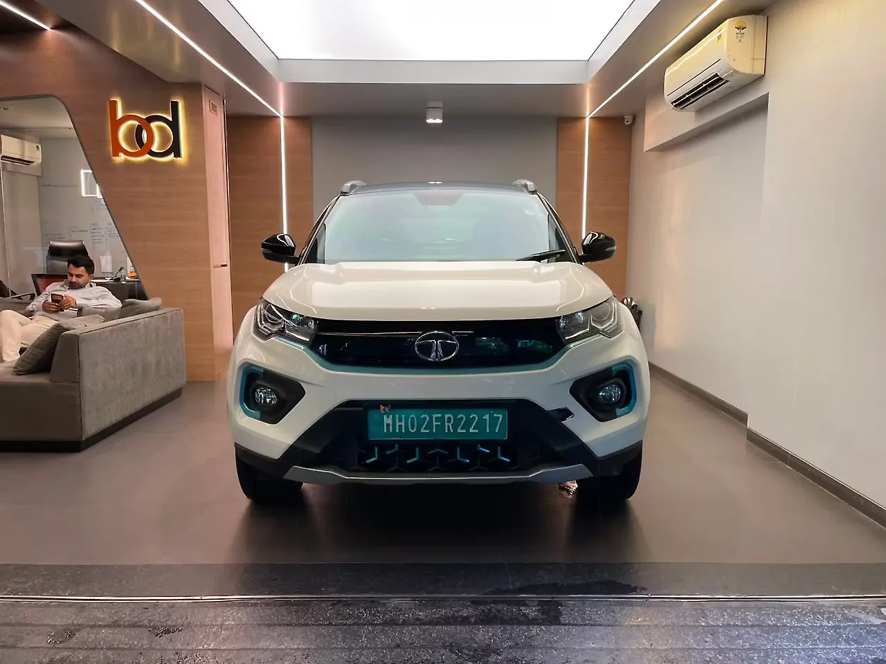 2021 Tata Nexon EV XZ Plus LUX 1