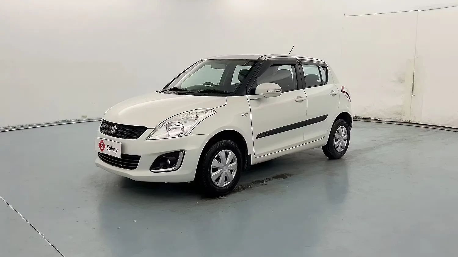 2015 Maruti Suzuki Swift VXi [2014-2017] 1