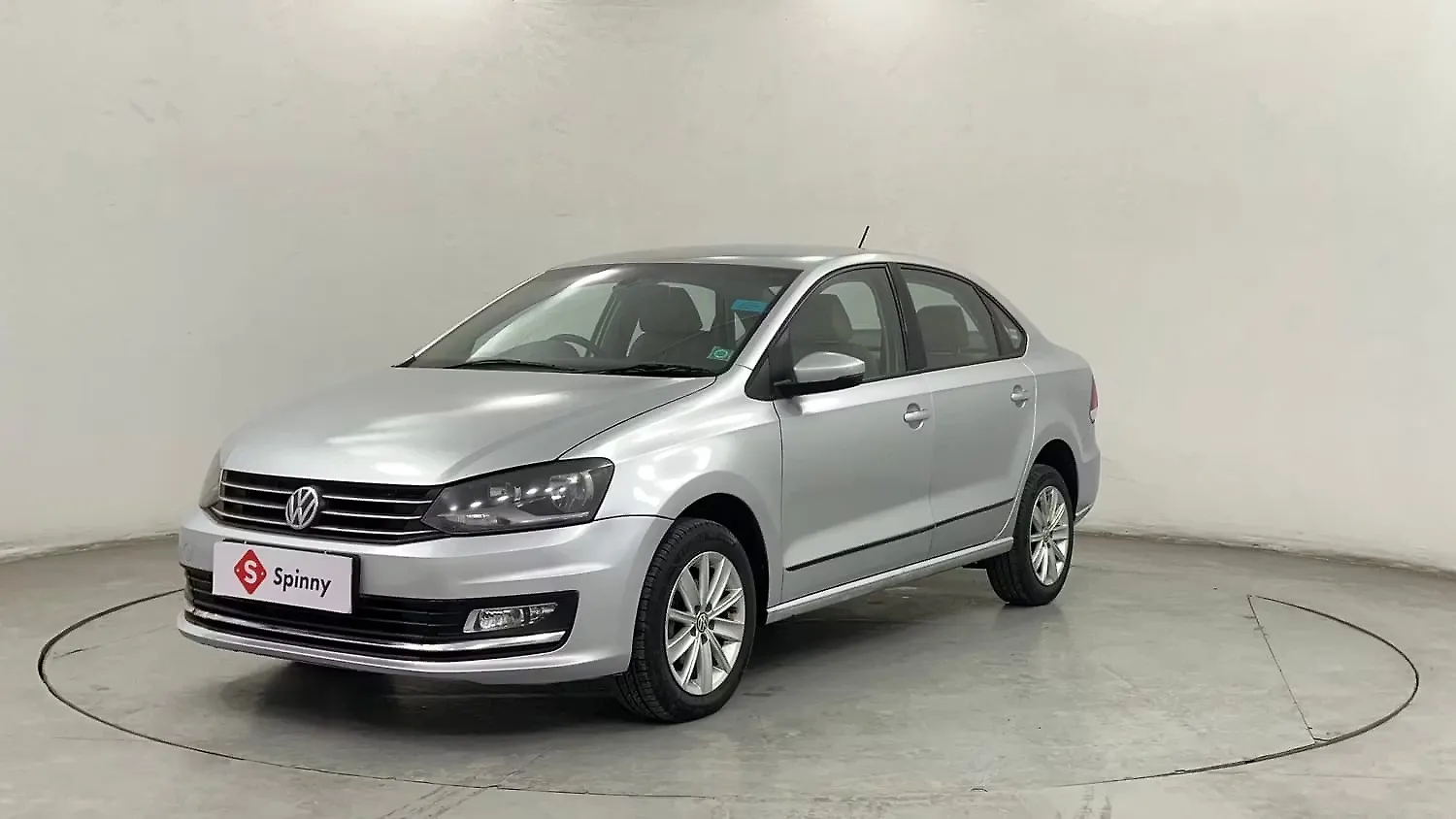 2016 Volkswagen Vento Highline 1.2 (P) AT 1