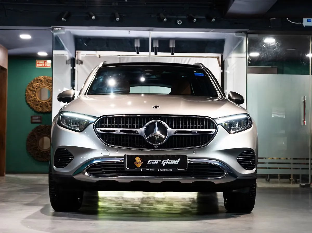 2024 Mercedes-Benz GLC 300 4MATIC 1