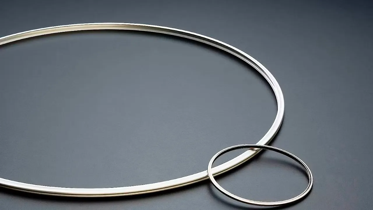 Combustion seal Combustion seal