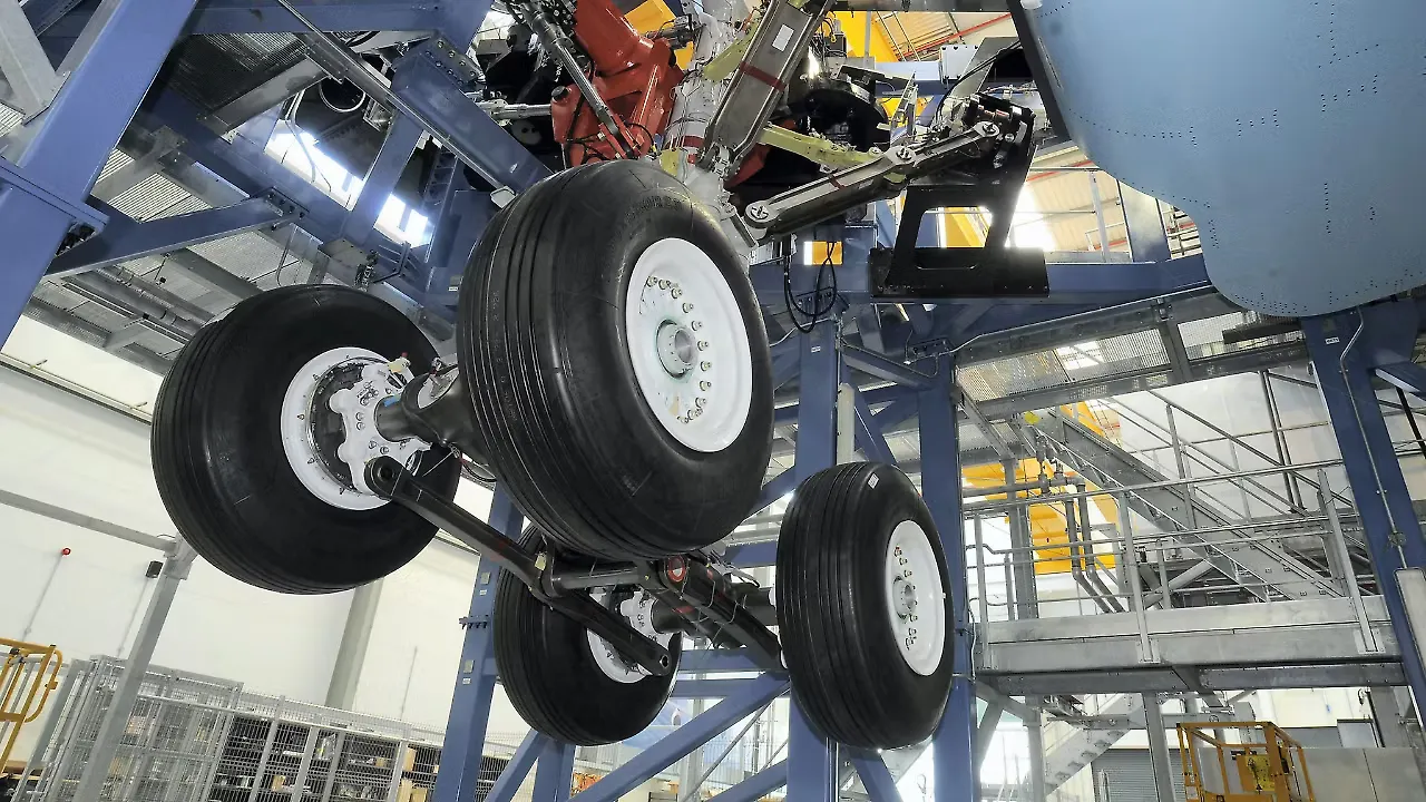 Airbus - main landing gear Airbus - main landing gear