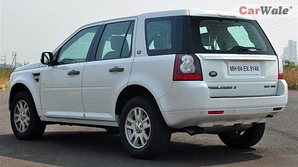 Land Rover Freelander 2 Price - Images, Colors & Reviews - CarWale