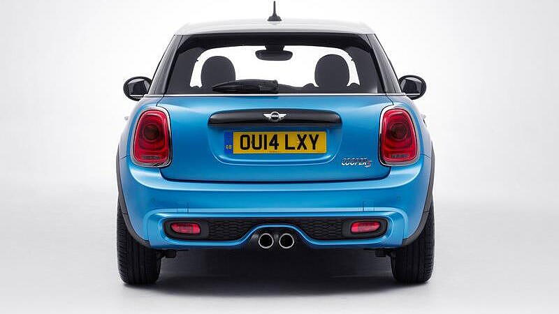 MINI Cooper Price - Images, Colours & Reviews - CarWale