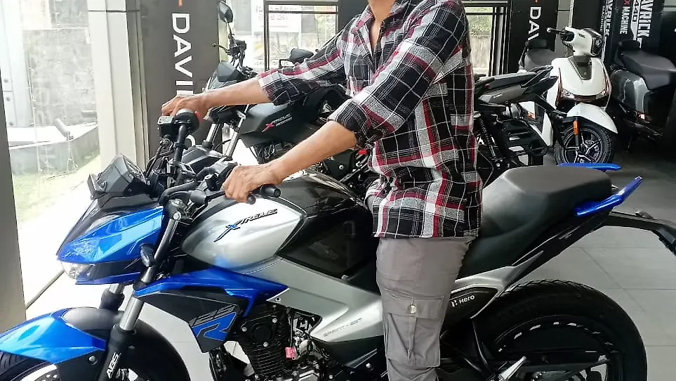 Xtreme 125R review image Durga 0