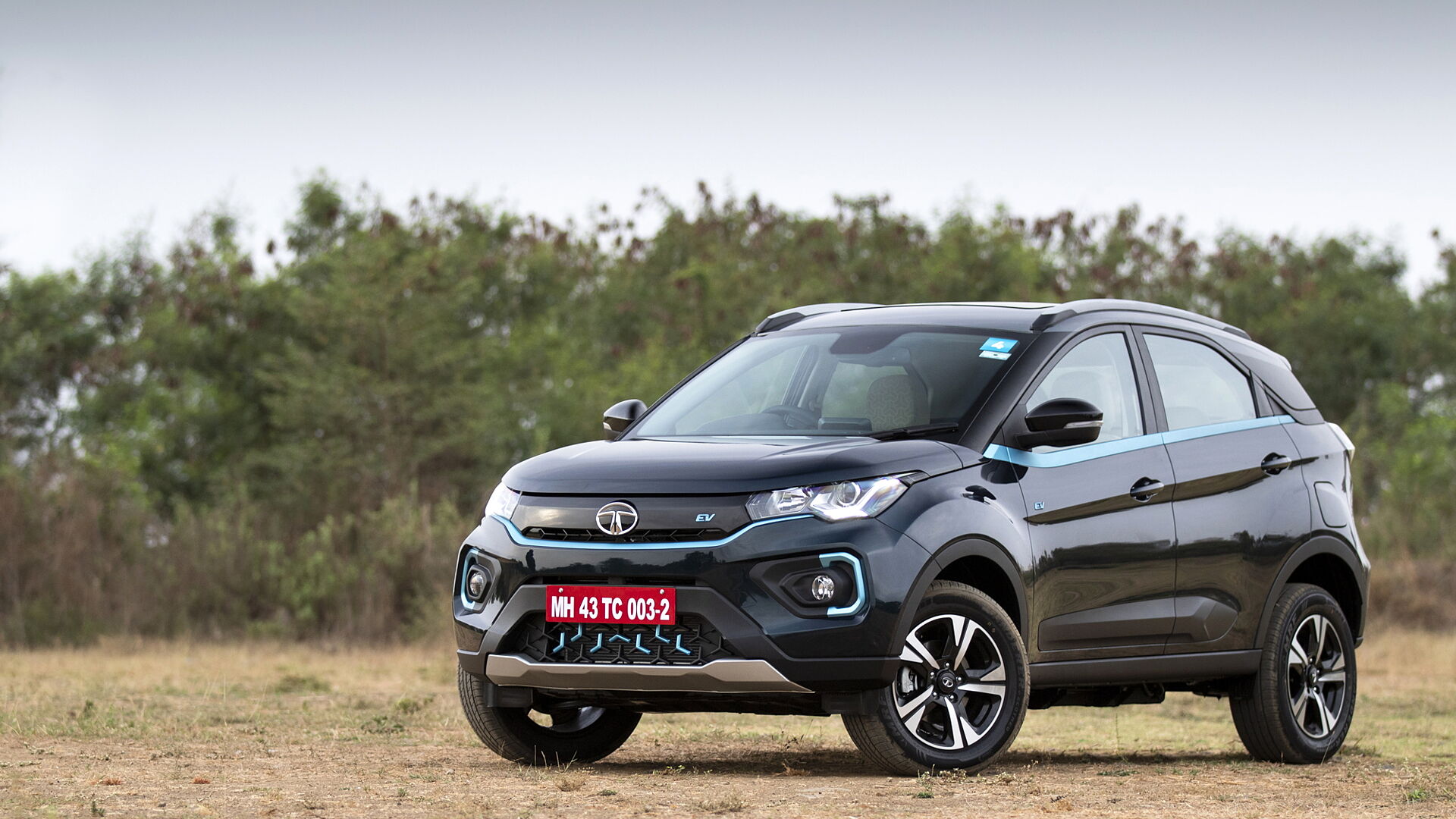 Tata nexon electric top deals model price