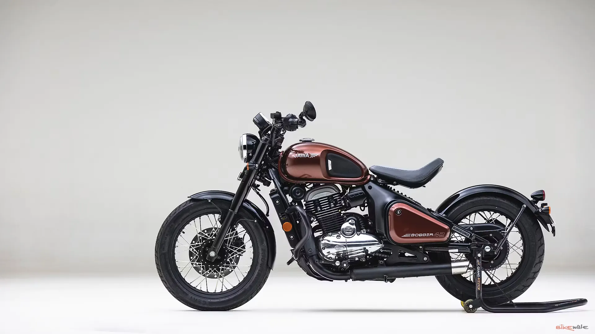 Jawa 42 Bobber Left Side View