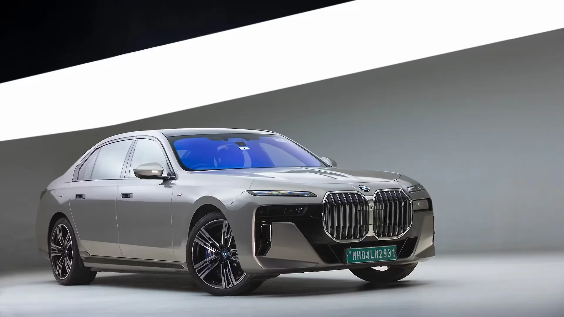 Electric 7 series bmw deals