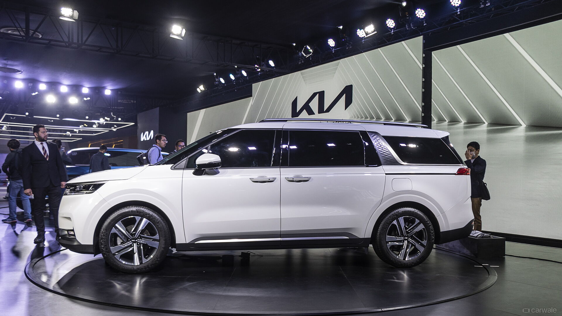Kia Carnival Expected Price ₹ 40 Lakh, 2024 Launch Date, Bookings