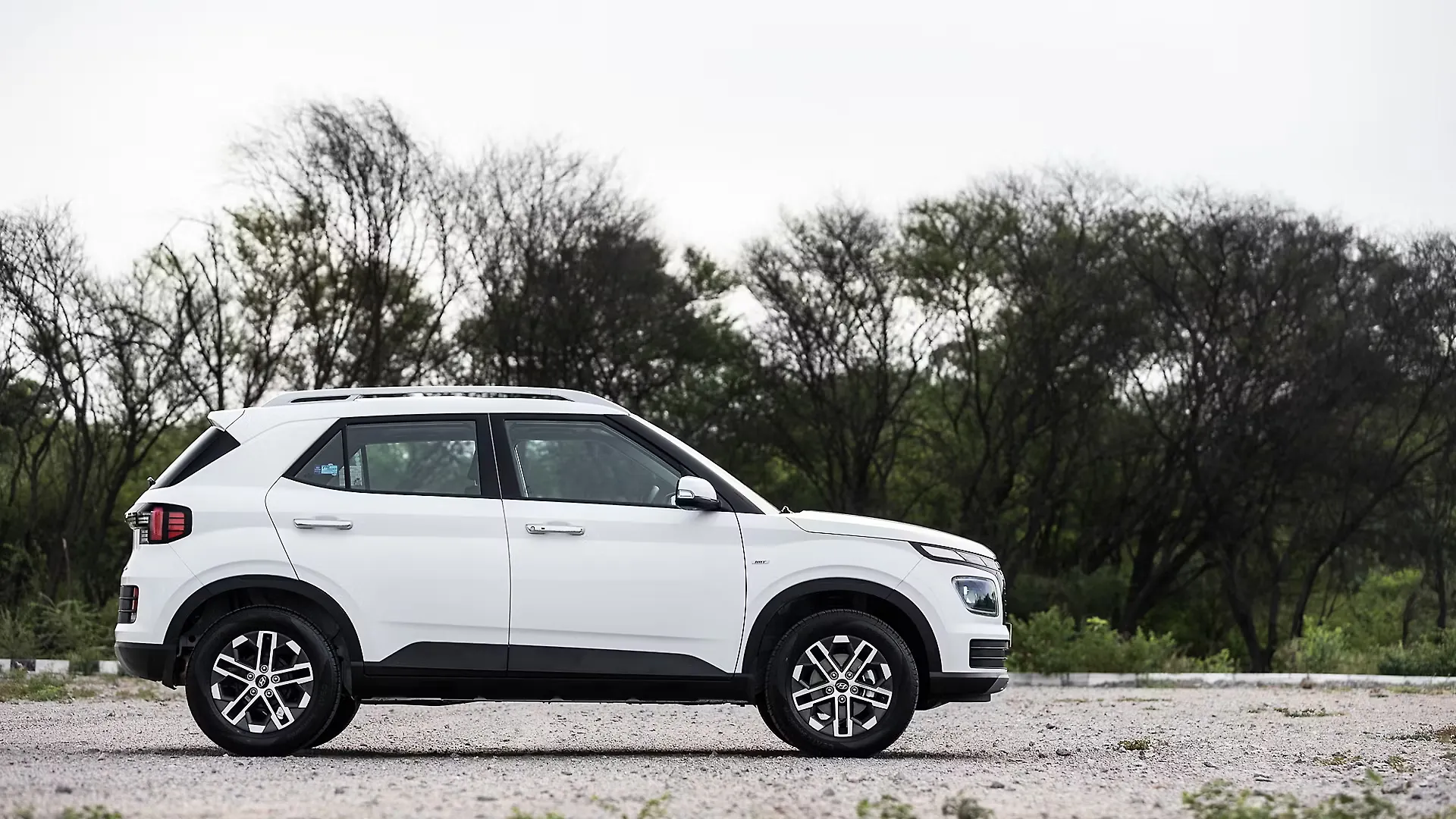 Hyundai Venue Price - Images, Colours & Reviews - CarWale