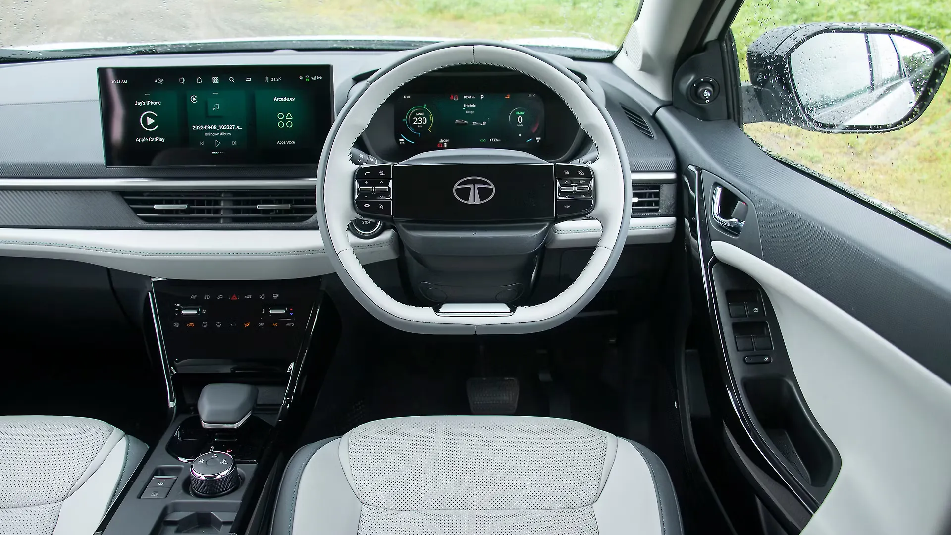 Tata Nexon EV Price - Images, Colours & Reviews - CarWale