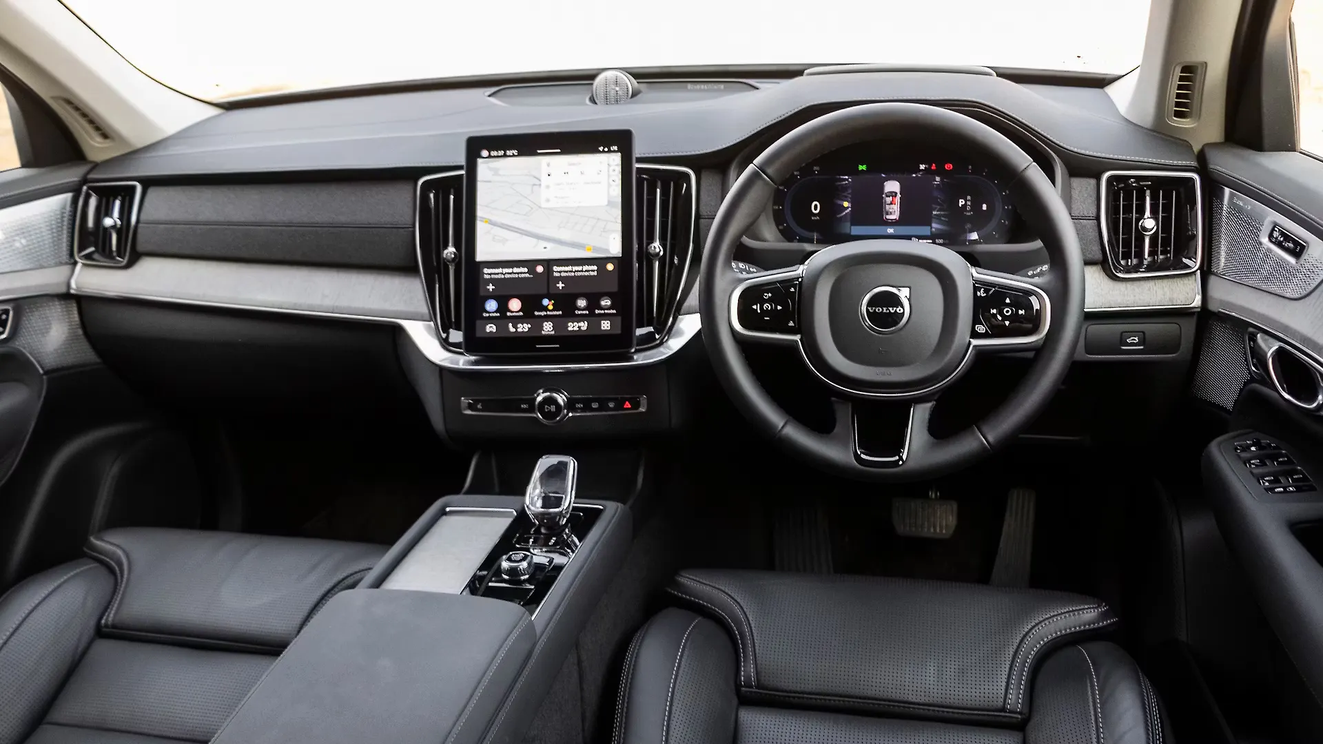 https://imgd.aeplcdn.com/1920x1080/n/cw/ec/198257/xc90-interior-dashboard.jpeg?isig=0&q=80&q=80