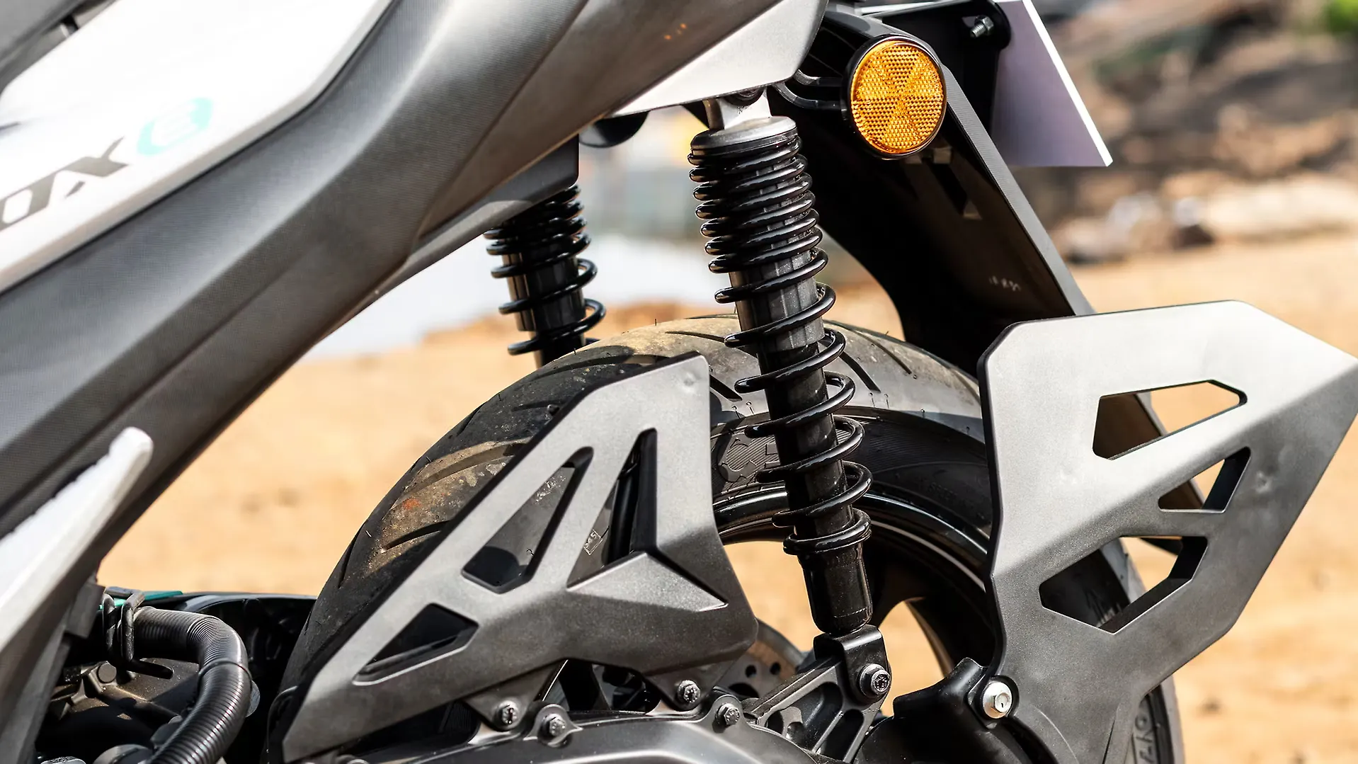 Yamaha Aerox E Price - Range, Images, Colours | BikeWale