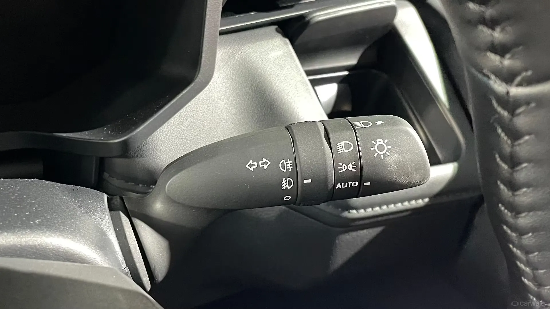 New Toyota Hilux headlight control stalk
