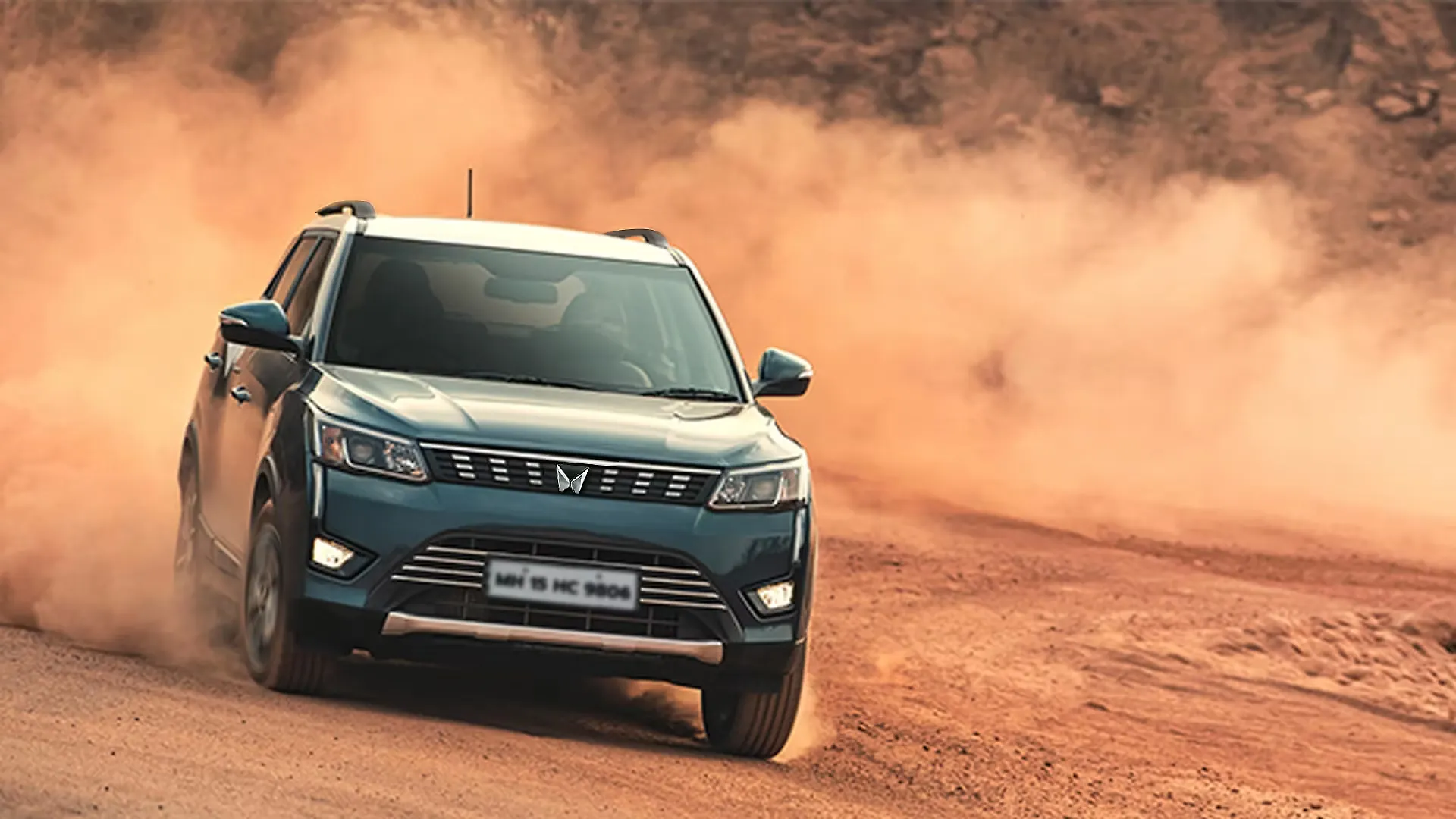 Mahindra XUV300 Price Images Colours Reviews CarWale