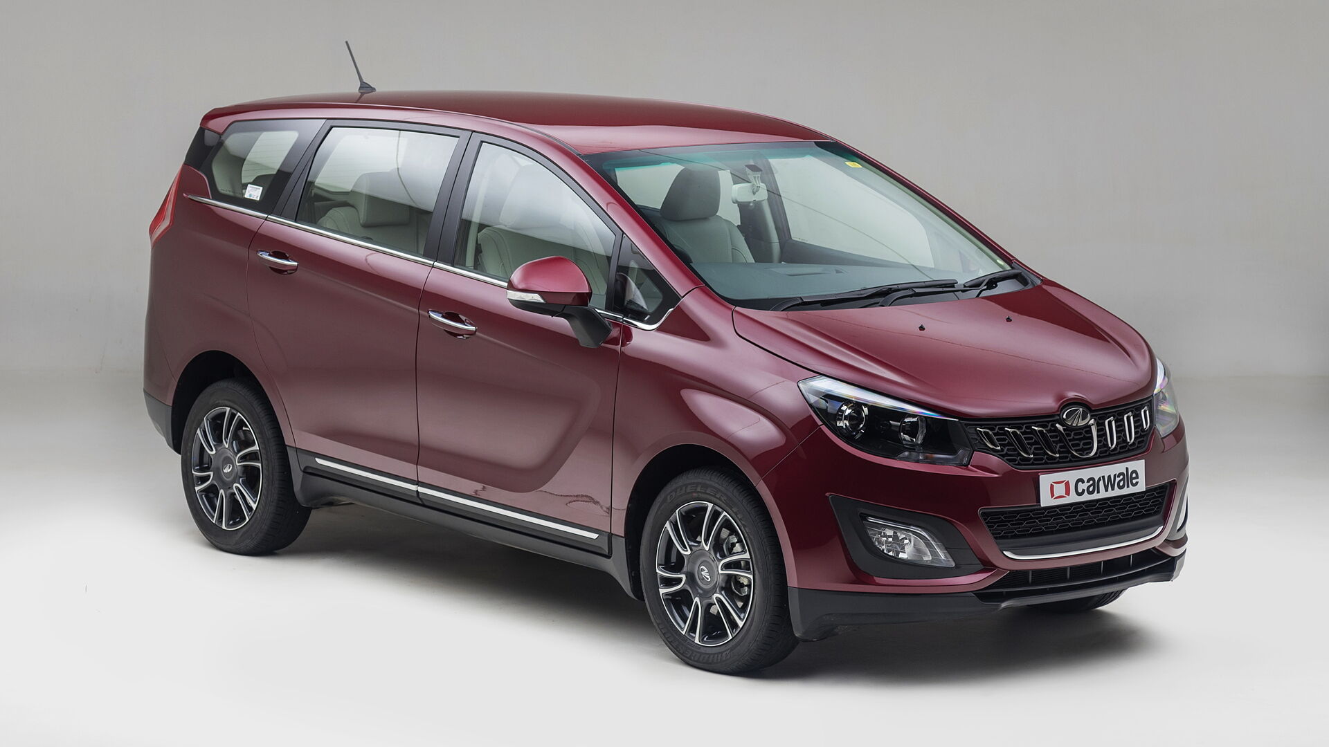 Mahindra marazzo toy store car