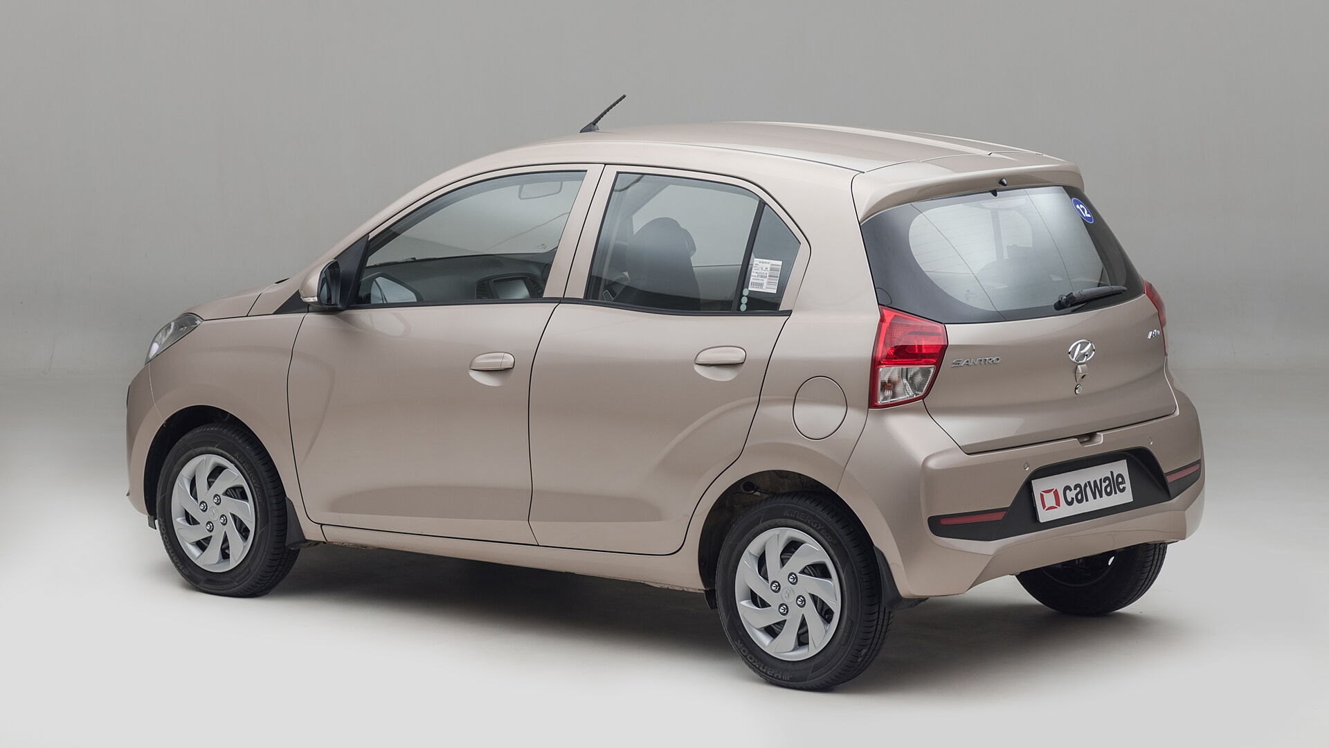 Hyundai Santro Price - Images, Colors & Reviews - CarWale