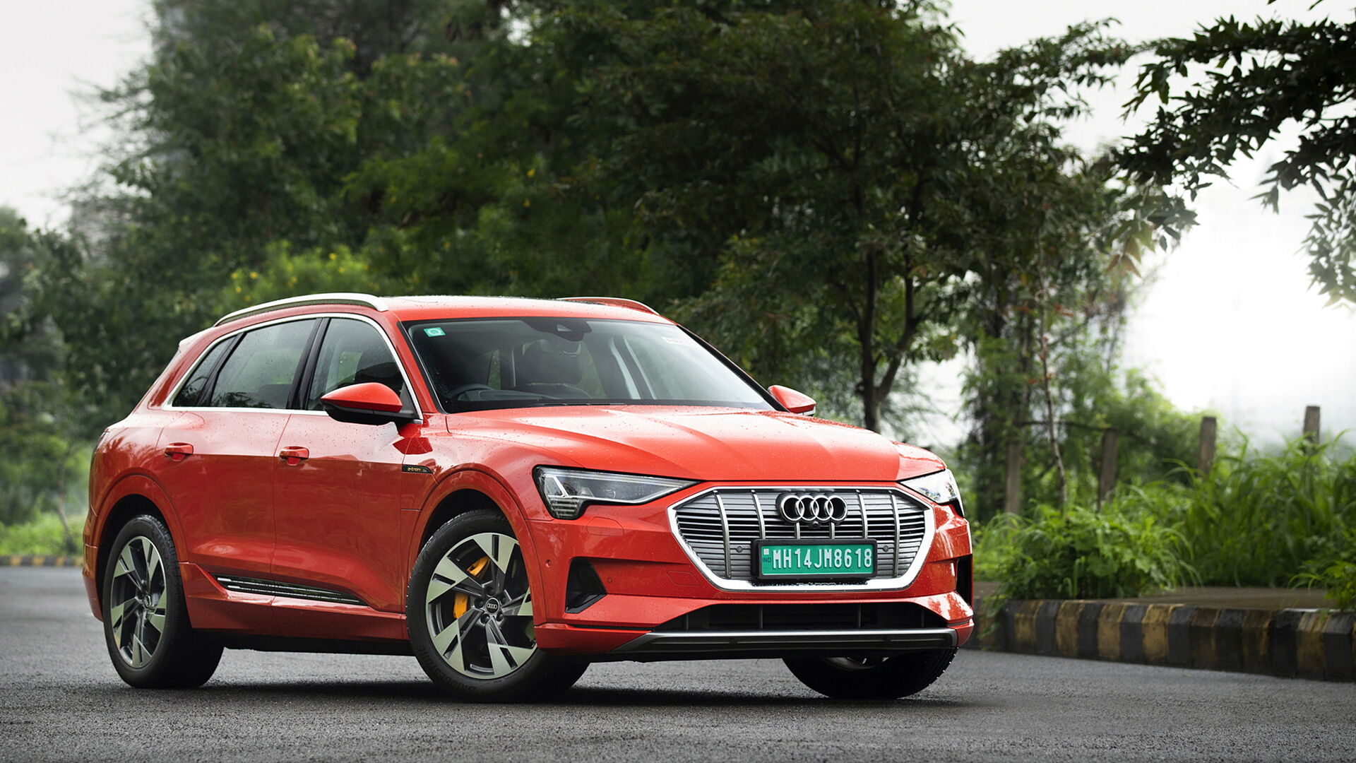 Audi e-tron Price - Images, Colours & Reviews - CarWale