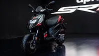 Aprilia SR150 [2017-2018] Front Three-Quarter