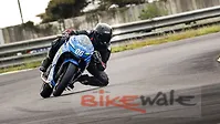 Suzuki Gixxer 250 Action